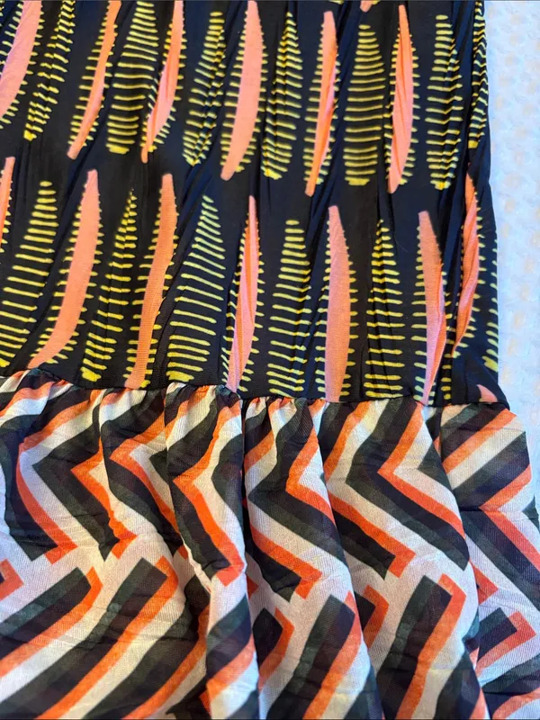 Zara MEDIUM Boho Tunic Top Sleeveless Blouse Black Coral Patterned Ruffle Hem - Image 9