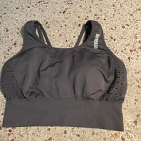 Gymshark sports bra gray - Image 8