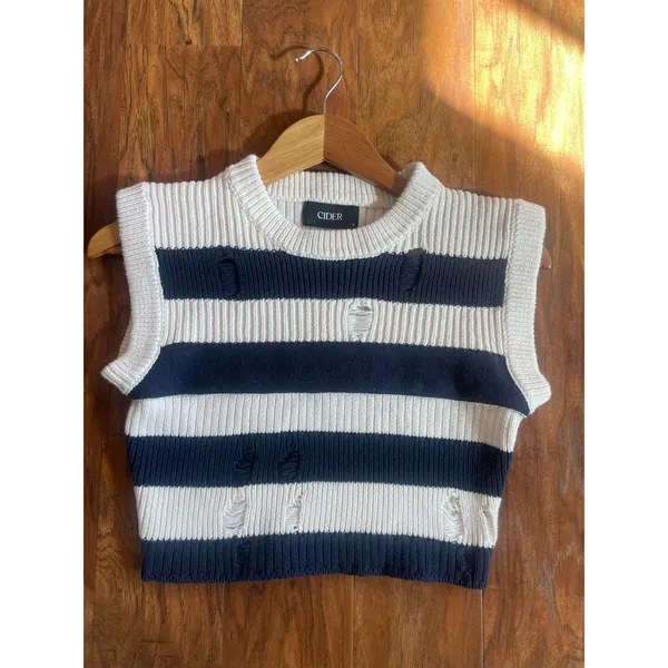 CIDER Ripped Striped Knit Crop Top Sweater Vest Small S - Image 4