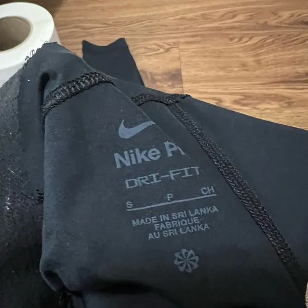 FLAWED Nike Black Leggings Size Small - Image 5
