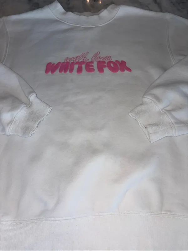White Fox Boutique White Crewneck Sweatshirt with Pink Logo - Image 2