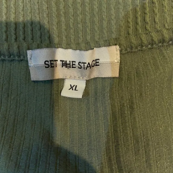 Women's Sage Green XL Ribbed Knit Top Stud Sleeve 3/4 Sleeve Stretch Blouse - Image 7