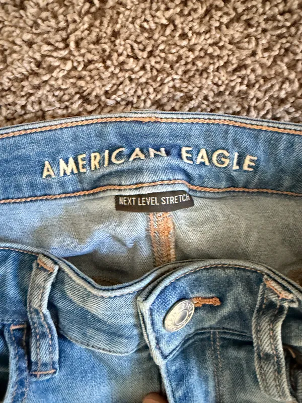 American Eagle Jeans - Image 3
