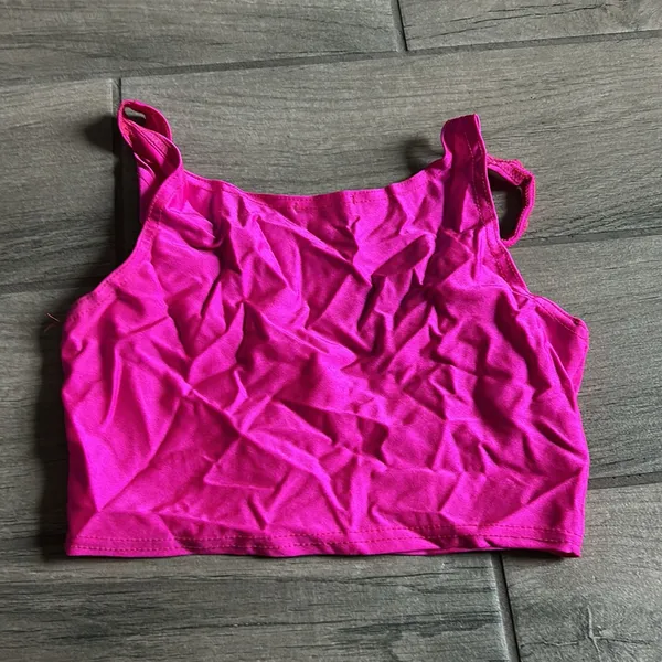 Pretty little thing hot pink cropped tank - Image 3