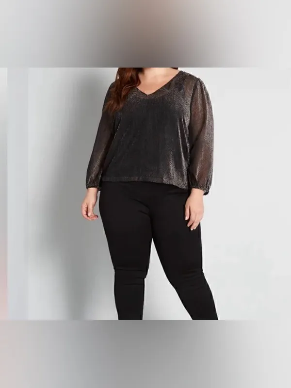 NWT ModCloth Women’s New Sheer's Eve Velvet Dot V-Neck Long Sleeve Top Size M - Image 2