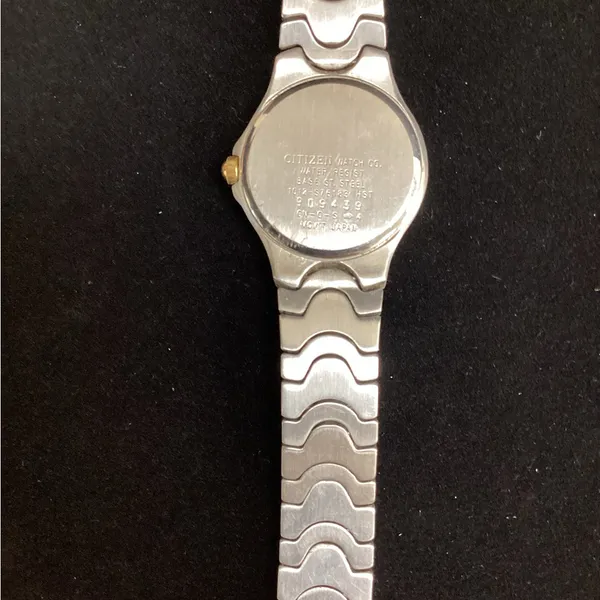 Citizen Woman’s Quartz Watch, Beautiful Condition (363) - Image 3