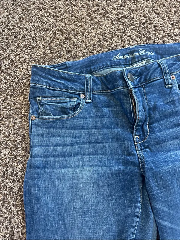 American Eagle Jeans Sz 14 Skinny Super Stretch - Image 2