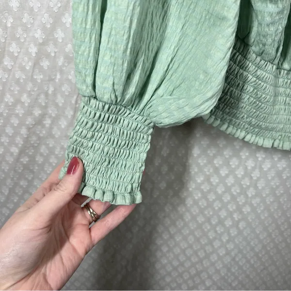 Anthropologie NWT Light Green Smocked Bat Sleeve‎ Top - Image 4