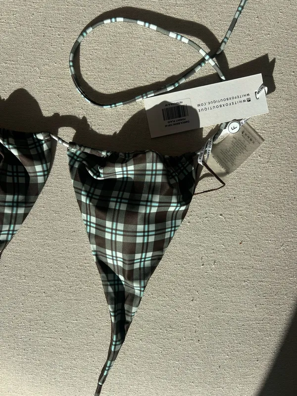 White fox swim bikini top - Image 2