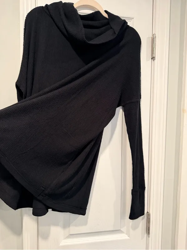 We The Free Free People Size S Black Oversized Cowl Neck Split Back Sweater - Image 6
