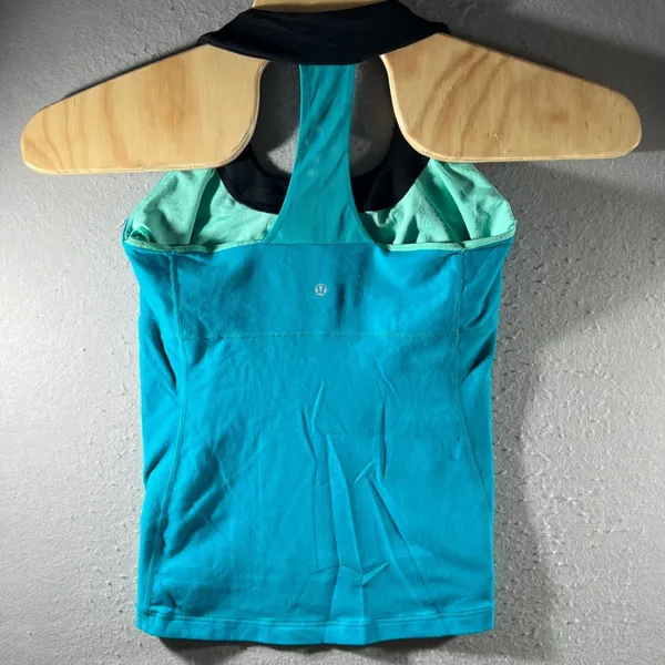 950 | Lululemon Built-in Bra Racerback Athletic Tank Top Turquoise Women 6 - Image 2