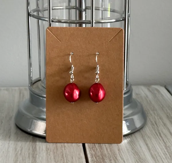 NWT Gorgeous Pearled Red Faux Fresh Water Pearl Bead Drop Earrings - Image 3