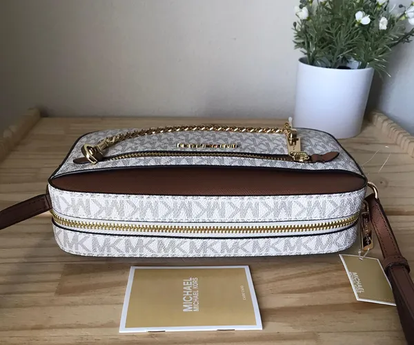 Michael Kors Purse - Image 6