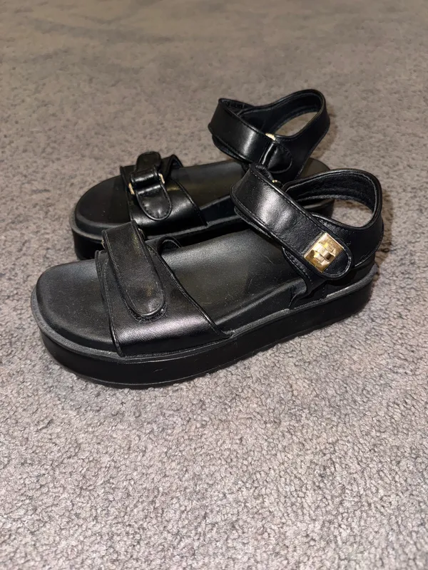 SO Platform Sandals - Image 3