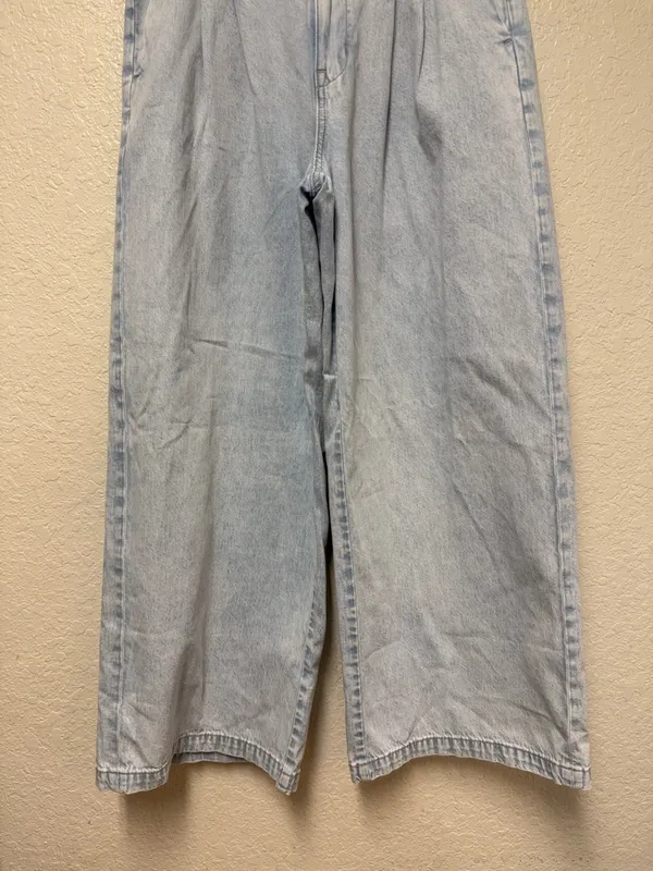 AMERICAN EAGLE Wide Leg Light Wash Jeans - Image 3