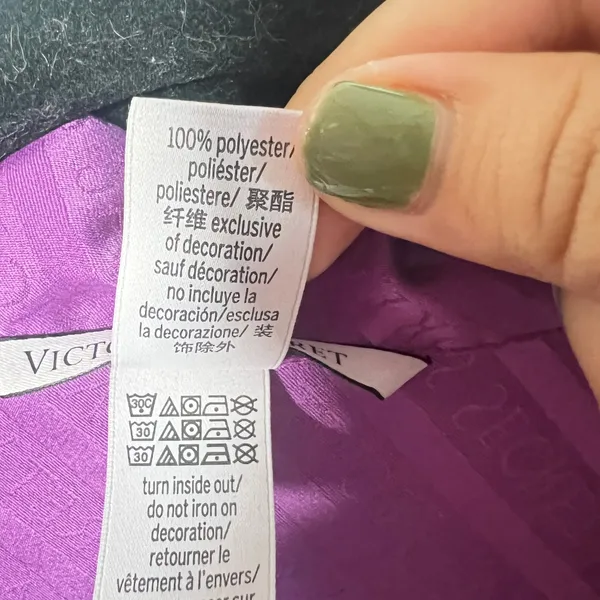 Victoria's Secret Satin Pajama Set Large Purple Logo Shorts Lightweight - Image 4