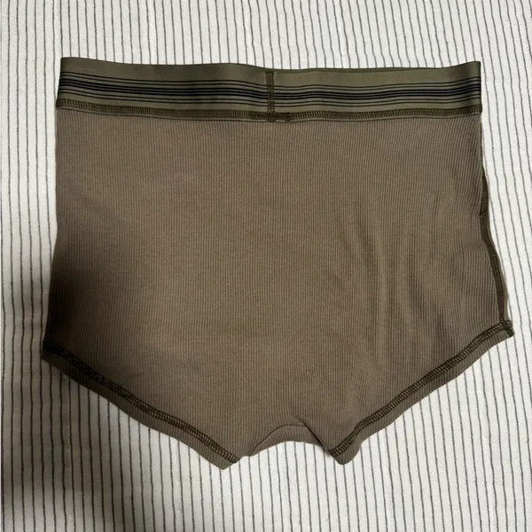Skims Women's Olive Mini Boxer Shorts - Image 2