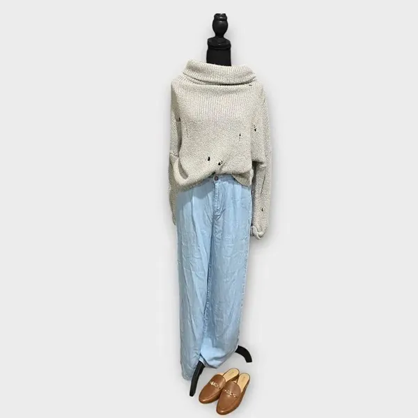Vintage Havana Sweater Distressed Small - Image 2