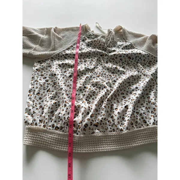 Umgee Mixed Media Leopard Heart Print Waffle Knit Top Cream Tan Medium - Image 6