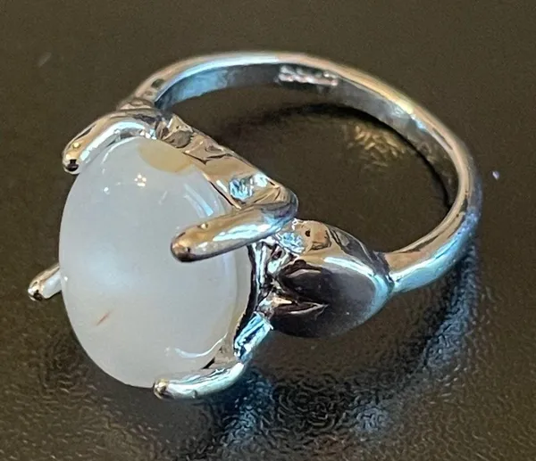 Opal stone silver plated woman ring size 5.75 - Image 3