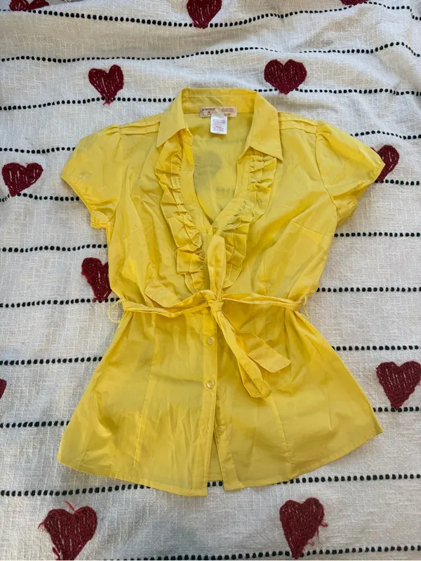 Free People TUSCANY YEAR 2000s SUMMER Yellow Ruffle-Front Short Sleeve Blouse - Image 2