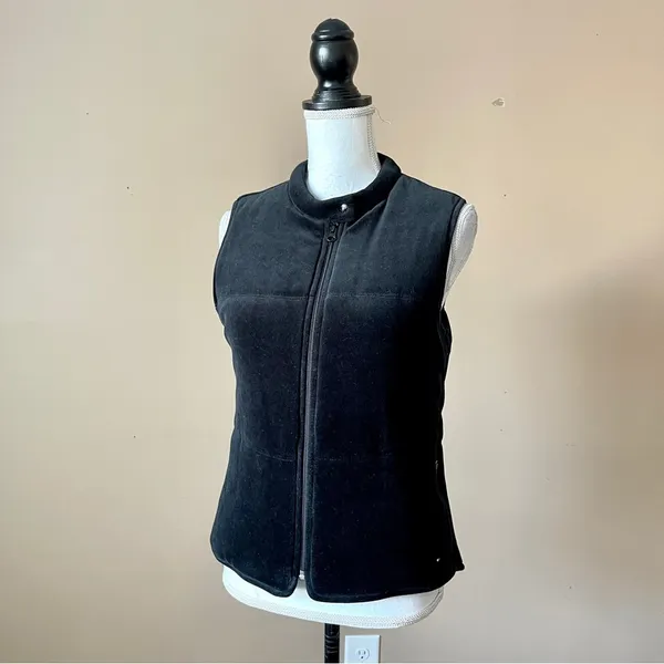 TOMMY HILFIGER | Black Velour Puffer Vest Sz L - Image 3
