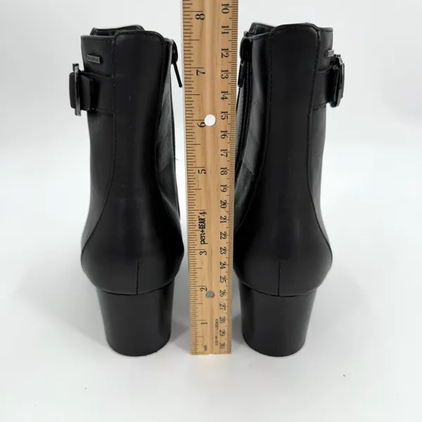 Clarks Boots Women 8 M Black Leather Linnae Up Waterproof Side Zip Ankle Bootie - Image 5