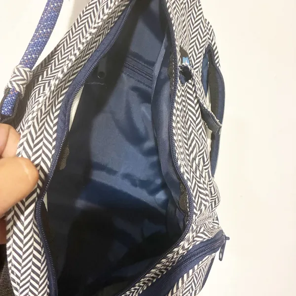 KAVU Original Rope Bag Compact Lightweight Crossbody Sling - Image 5