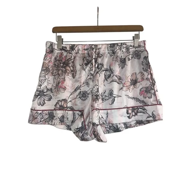 ✨Victoria Secret Woman's Sz M Pajamas 2 Pieces Set✨ - Image 11