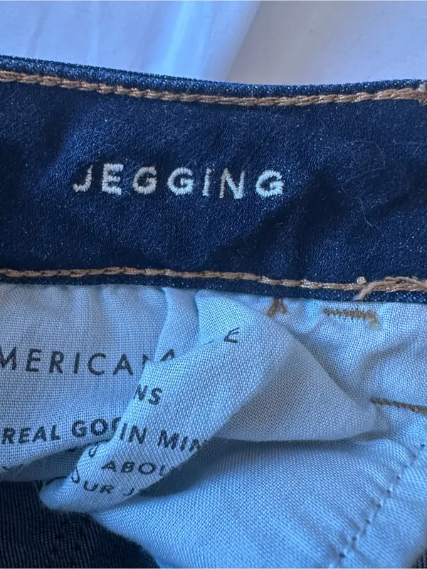 American Eagle Outfitters Dark Blue Stretch Skinny Jeggings - Image 3