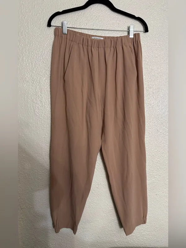Aritzia Babaton Dexter Pull On Ankle Length Tuxedo Pant Size Medium In Camel - Image 3