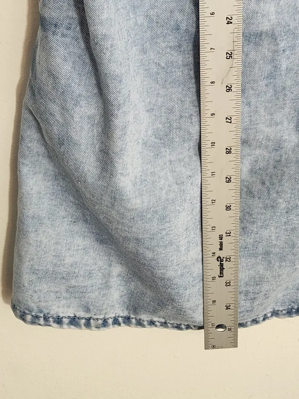 Light Wash Lightweight Denim Button-Up Shirt Dress Size Large Coastal Cowgirl - Image 6