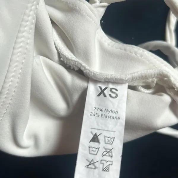 Non-Signe White Mini‎ Athletic Dress W/ Tie Back Detailing Size XS - Image 6
