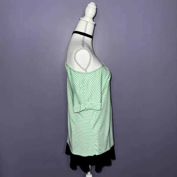 Boutique Green and White Off-the-Shoulder Top - Image 9