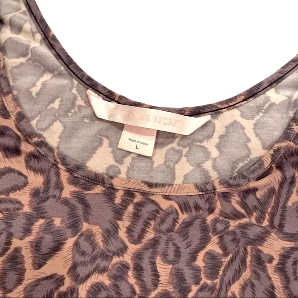 Victoria’s Secret Mauve Animal Print Casual - Image 3