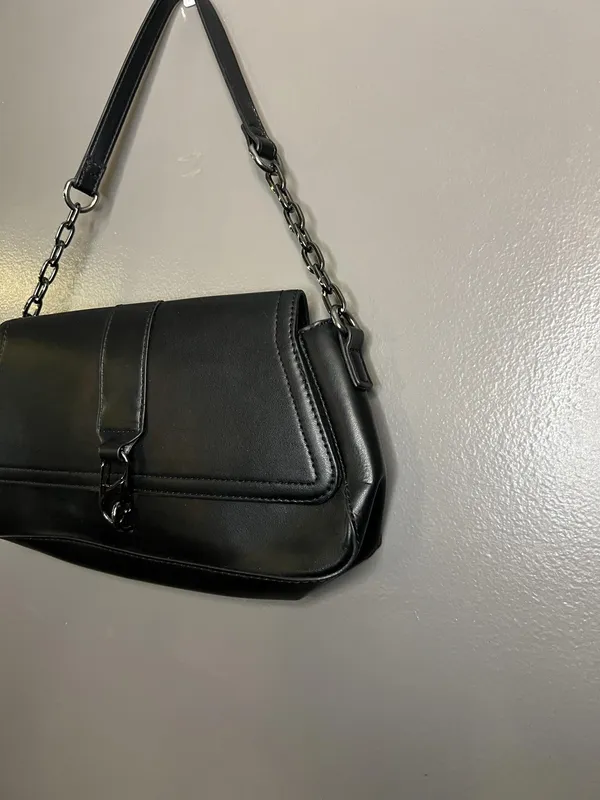 Forever 21 Shoulder Bag Womens Small Black Faux Leather Chain Strap Purse - Image 3