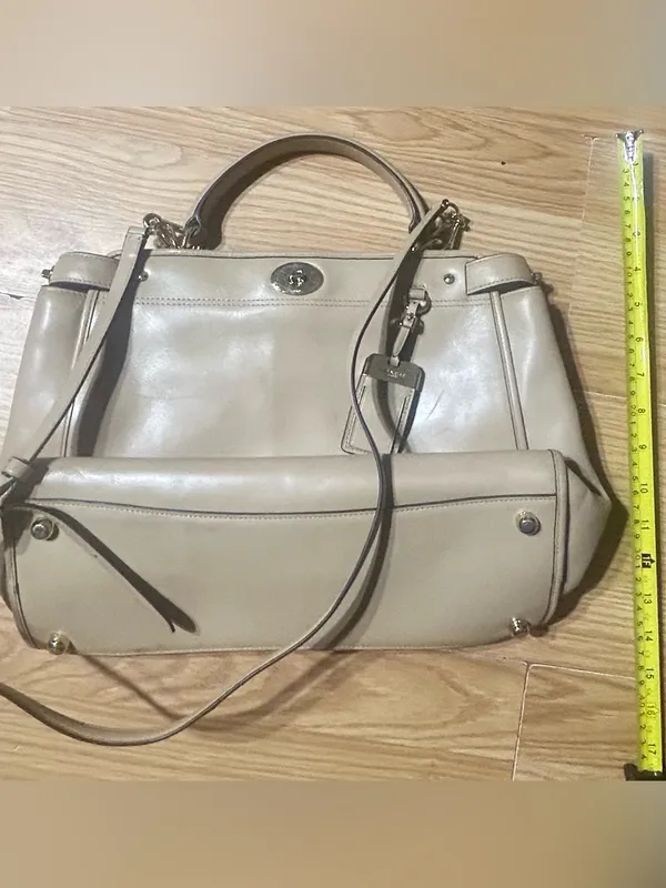 Gorg Authentic Vintage Coach Large Gramercy Leather Satchel – Beige – Pre-Owned - Image 4