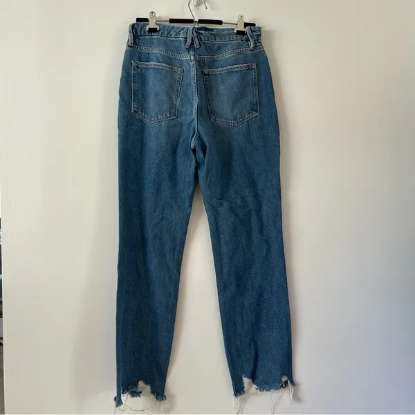 Good American Good Boy Chewed Hem Boyfriend Jeans Size 10/30 - Image 6