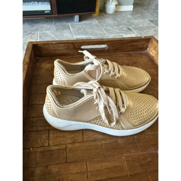 Crocs LiteRide Pacer Gold Metallic Lace Up Sneakers Womens 9 205235 ChampagneEUC - Image 3