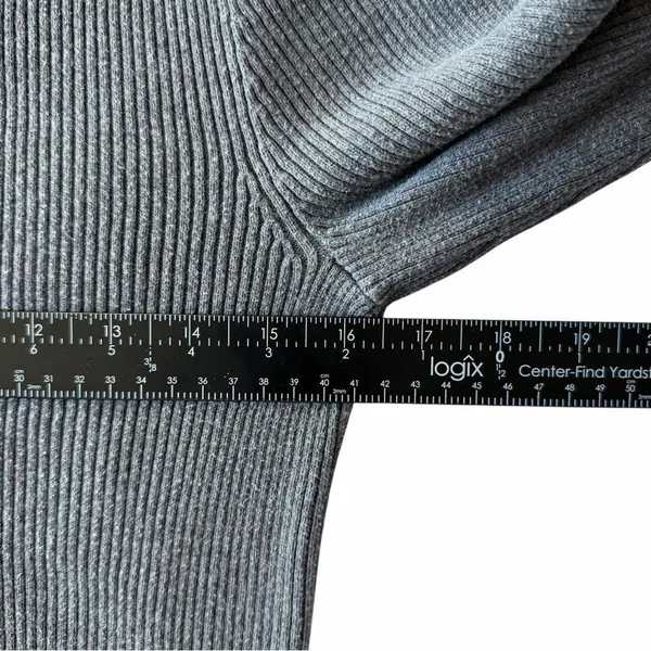 Lauren Ralph Lauren Women’s M Gray Ribbed Cotton Turtleneck Sweater LRL Classic - Image 7