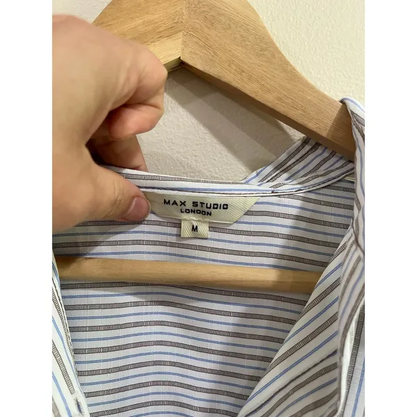 Max Studio‎ Blue Stripe Flowy Lightweight Button Front Blouse Size Medium - Image 3