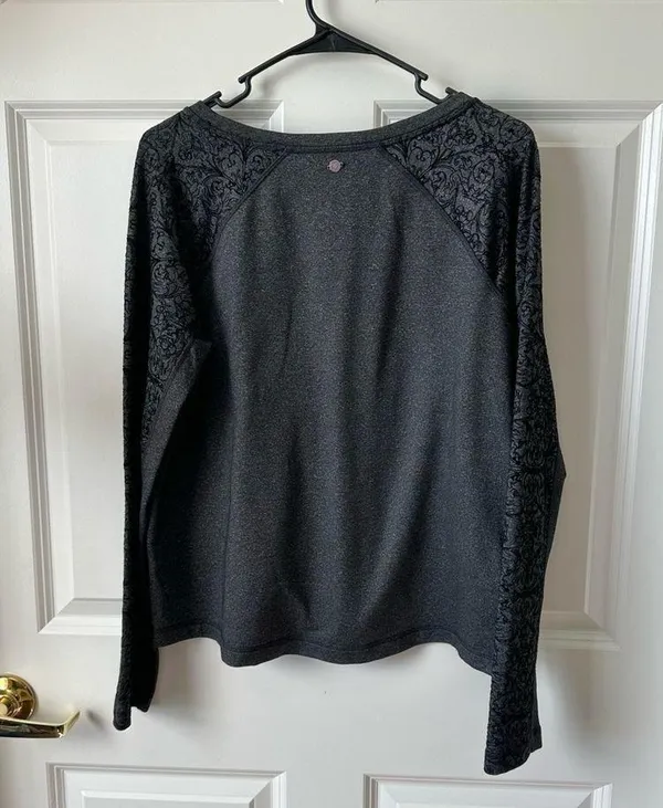 Calia by Carrie Underwood Onyx Velvet Sweatshirt Women's Size L Black Gray - Image 2