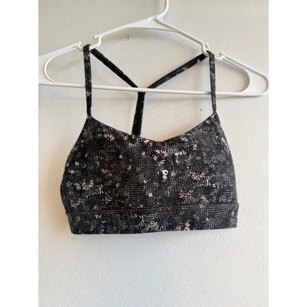Lululemon Flow Y Bra Nulu Black Grey Abstract‎ Print Yoga Sports Bra Size 4 - Image 2