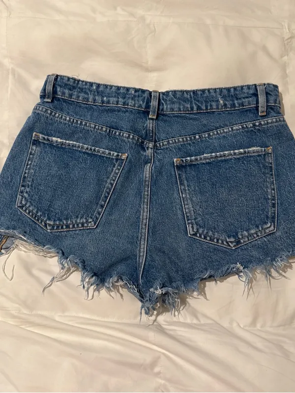 Zara Distressed Light Blue Denim Cutoff Shorts - Image 2
