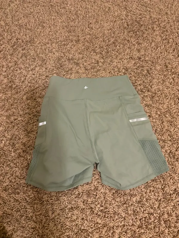 Halara Athletic Shorts Small Pale Green Biker Style Tight Fitted Nylon Blend - Image 3