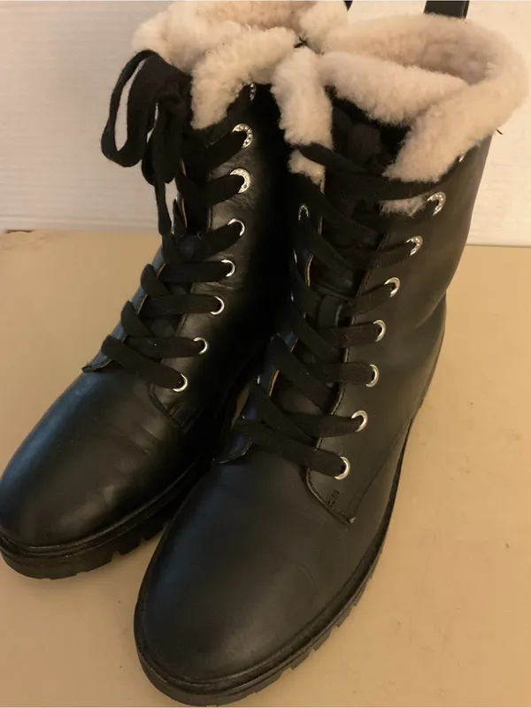 kate spade women Black leather faux fur Jemma platform combat heel boots US 7.5 - Image 8