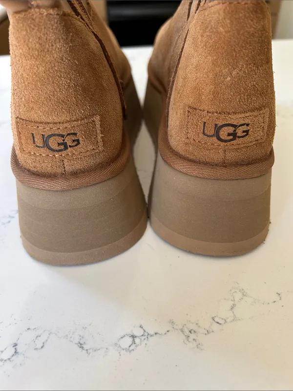 UGG Classic Dipper Platform Boot - Women's, Chestnut, size 8, NWT no box - Image 9