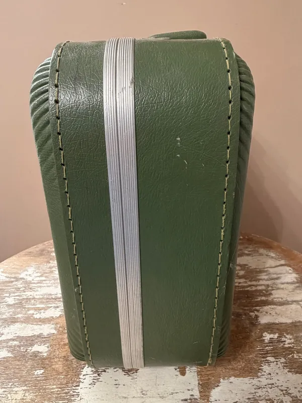 Vintage Green Hard - Image 7
