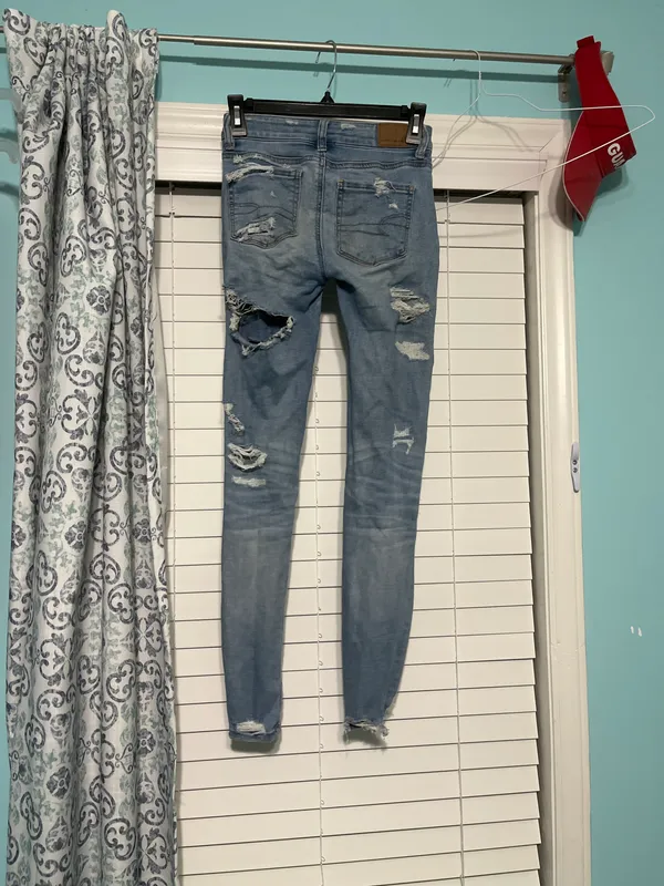 American Eagle Jeans - Image 2