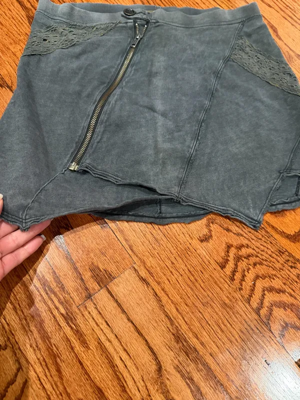 Free People mini skirt - Image 3